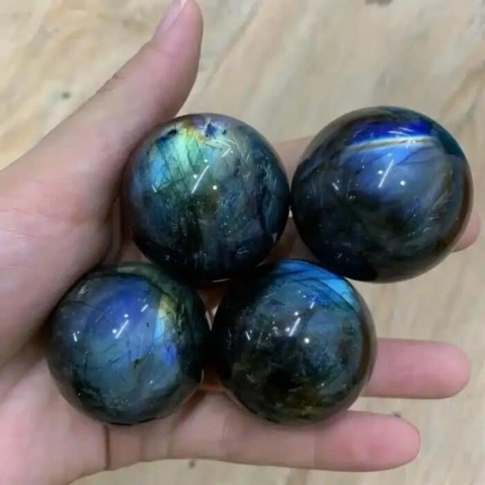 Boule Labradorite 3